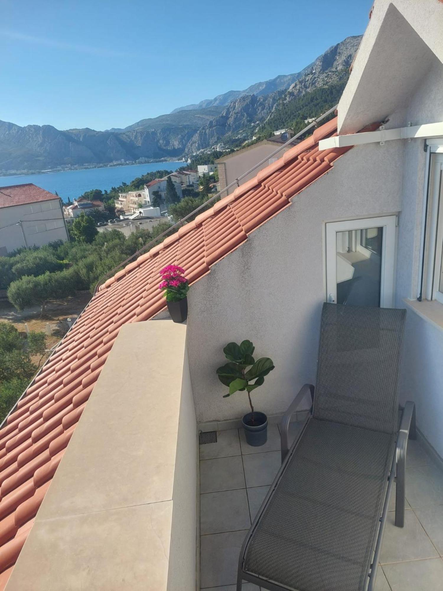 Omis Dream House Blue Sky Apartment Exterior photo